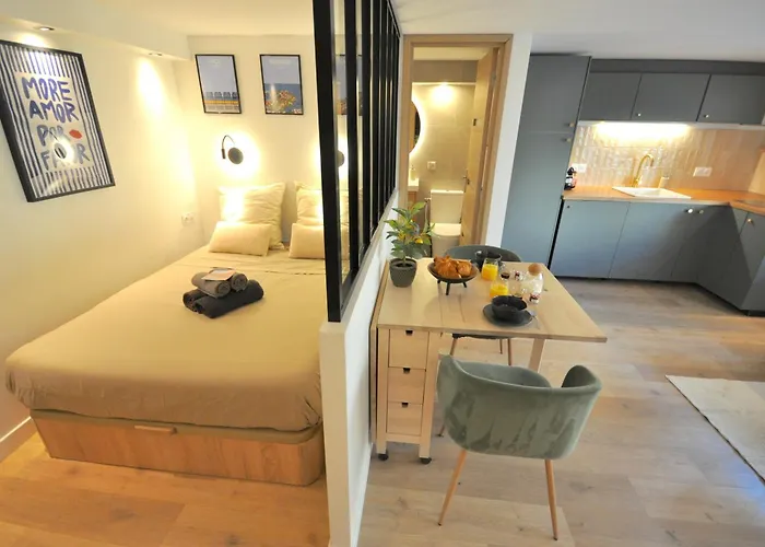 Gp F1 Monaco - Menton - 4 Persons - Hypercenter - Private Parking - Full Renovated - Clim - Fast Wifi - Carre Or - Beach & Sun
