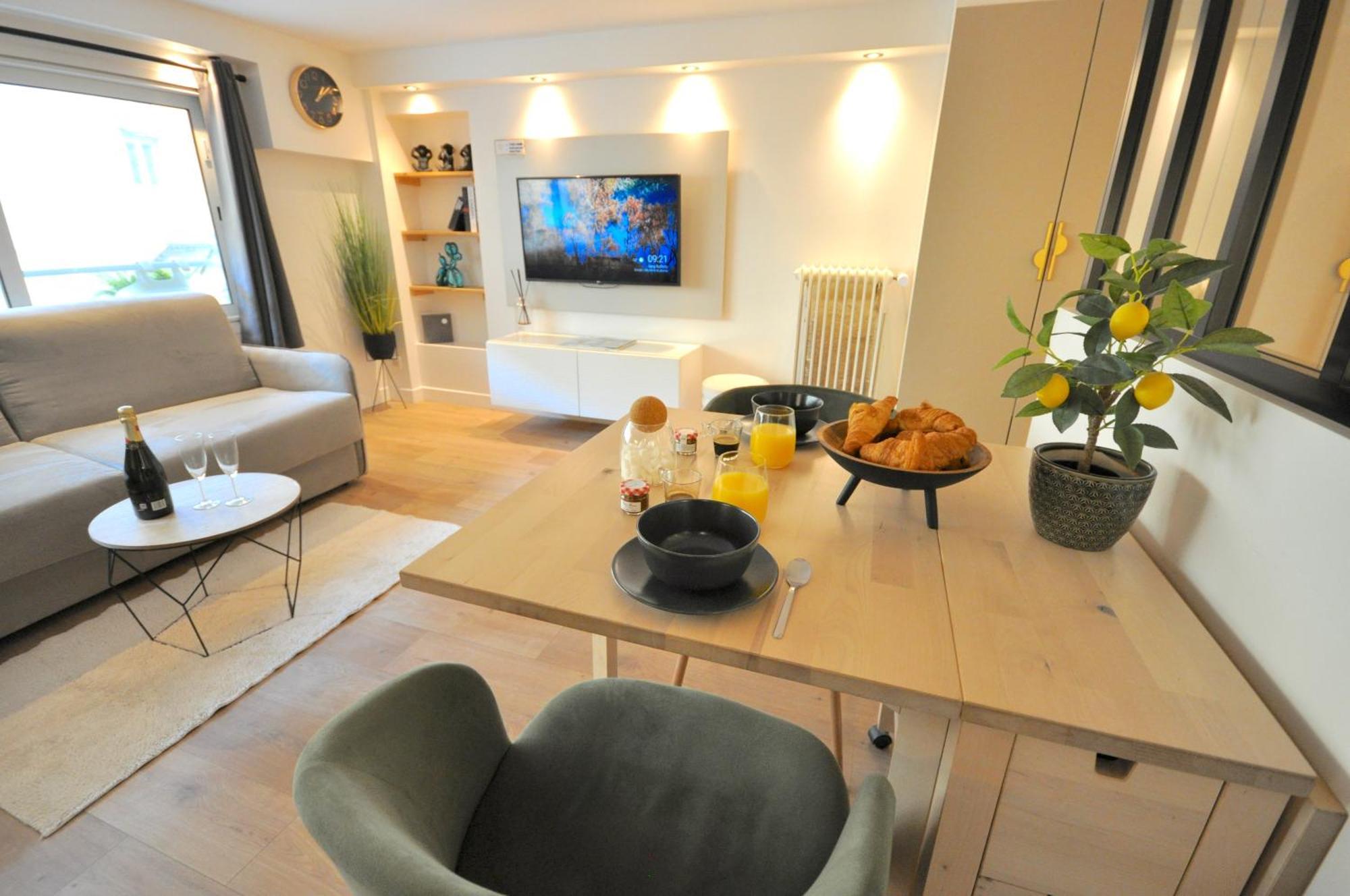 Gp F1 Monaco - - 4 Persons - Hypercenter - Private Parking - Full Renovated - Clim - Fast Wifi - Carre Or - & Sun Appartement *
