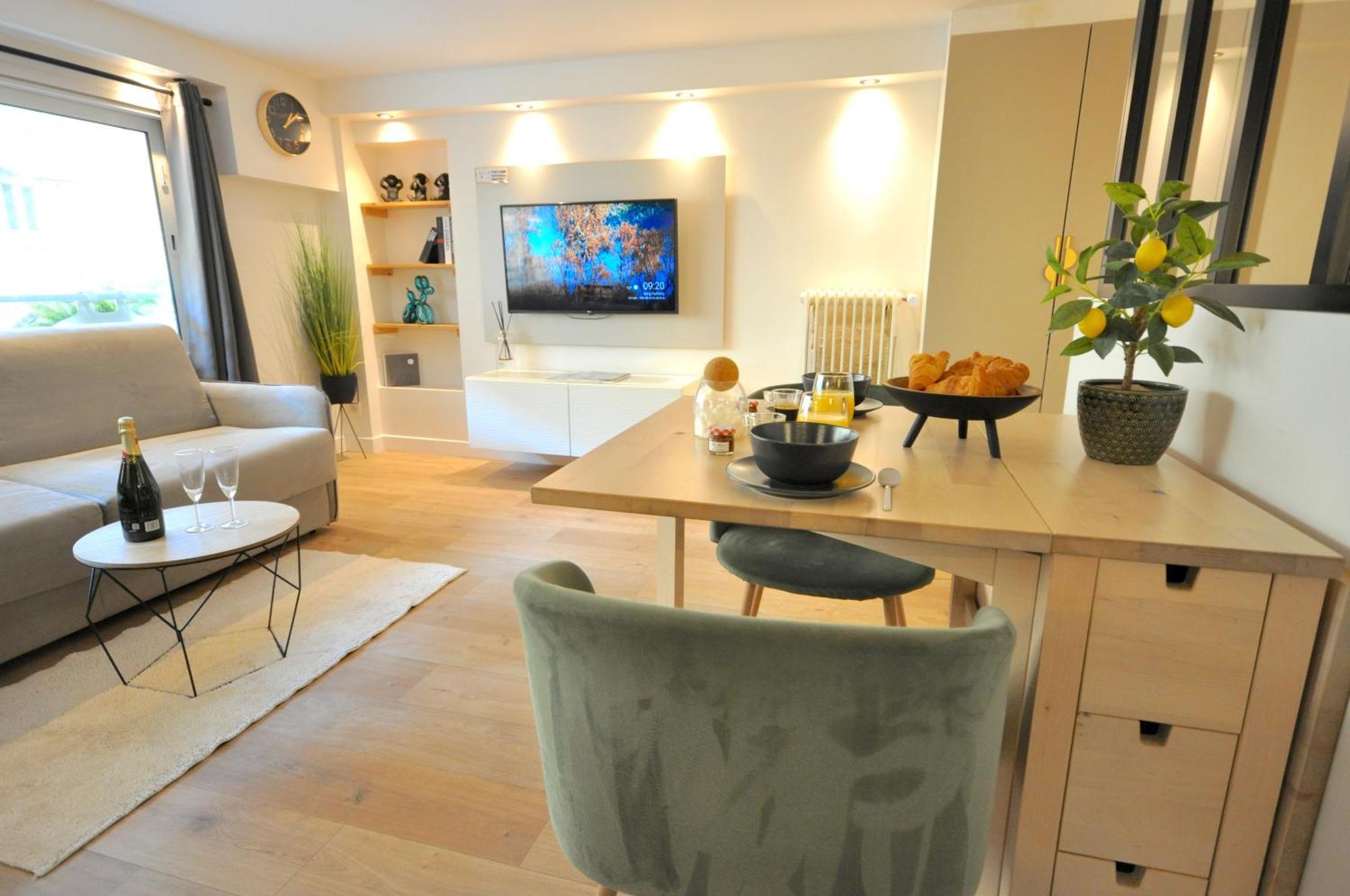 Appartement Gp F1 Monaco - - 4 Persons - Hypercenter - Private Parking - Full Renovated - Clim - Fast Wifi - Carre Or - & Sun *